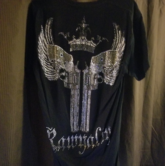 Clothes - Picture 1 of 2